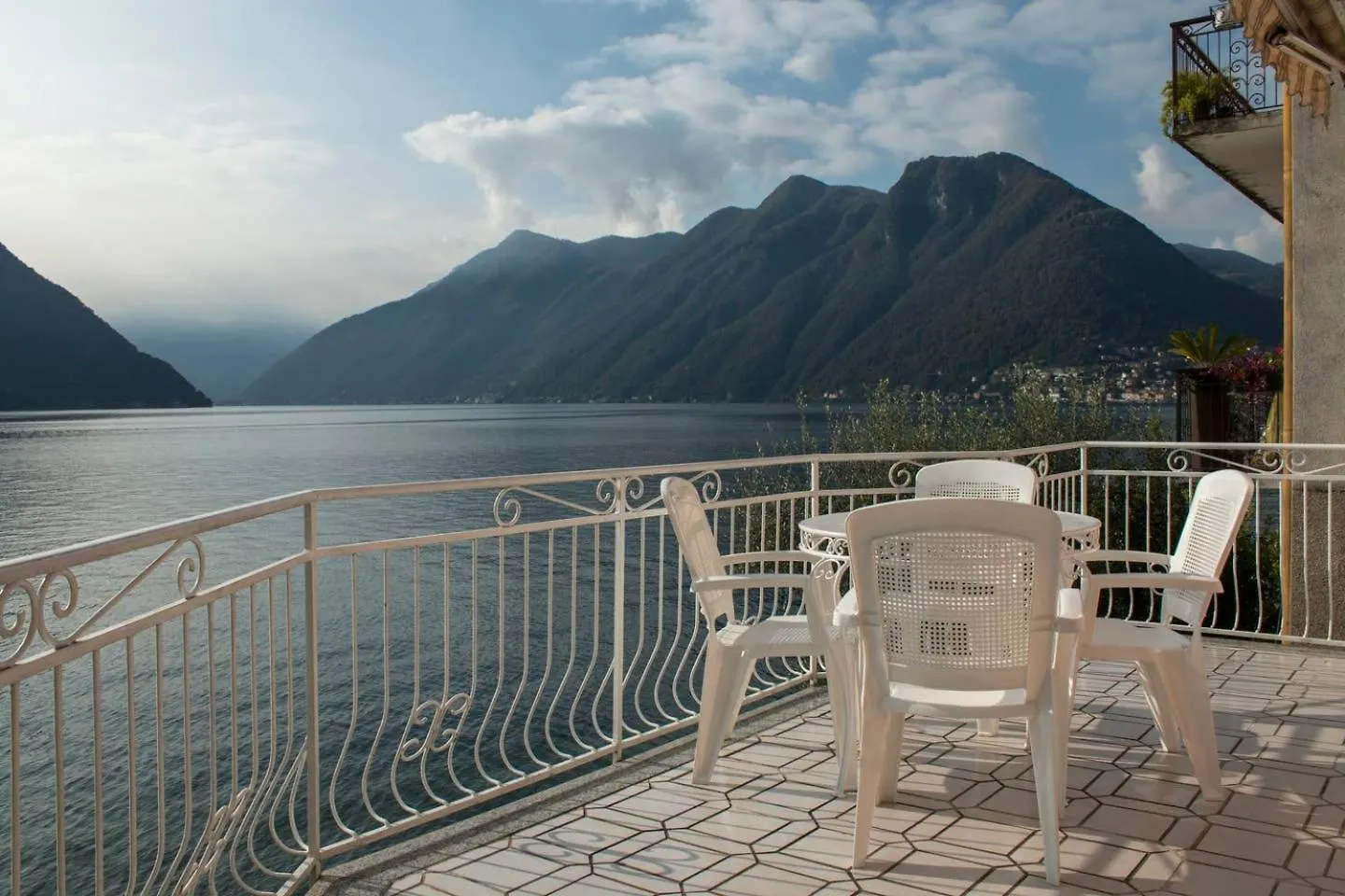 Wonderful Apartment On Lakeside Colonno